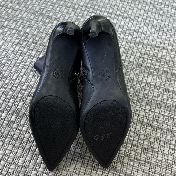 MICHAEL Michael Kors Leather Dorothy Flex Mid Booties - Picture 12 of 14